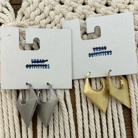 Urban Outfitters Bundle of two Silver and Gold Earrings - Picture 4 of 7
